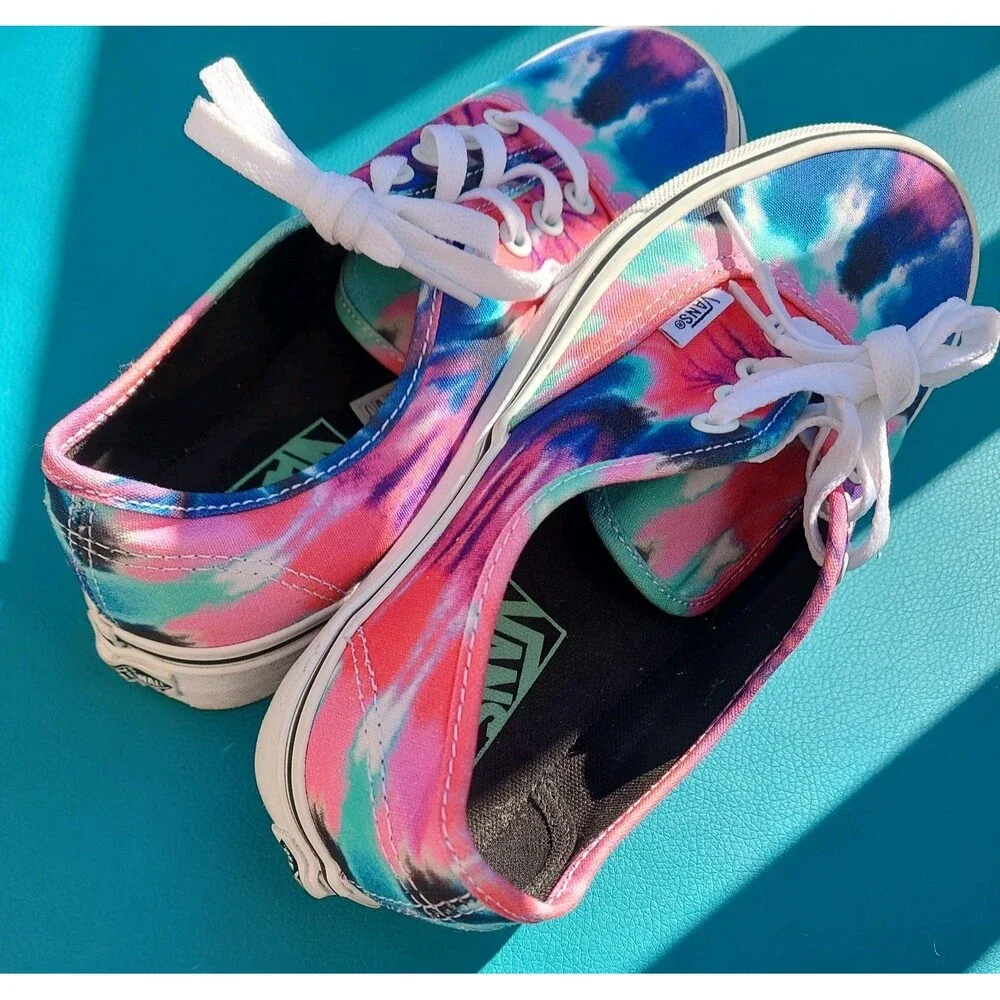 VANS TIE Dyed Classic Multicoloured Size 7 US Women's Shoes Pink Blue Canvas